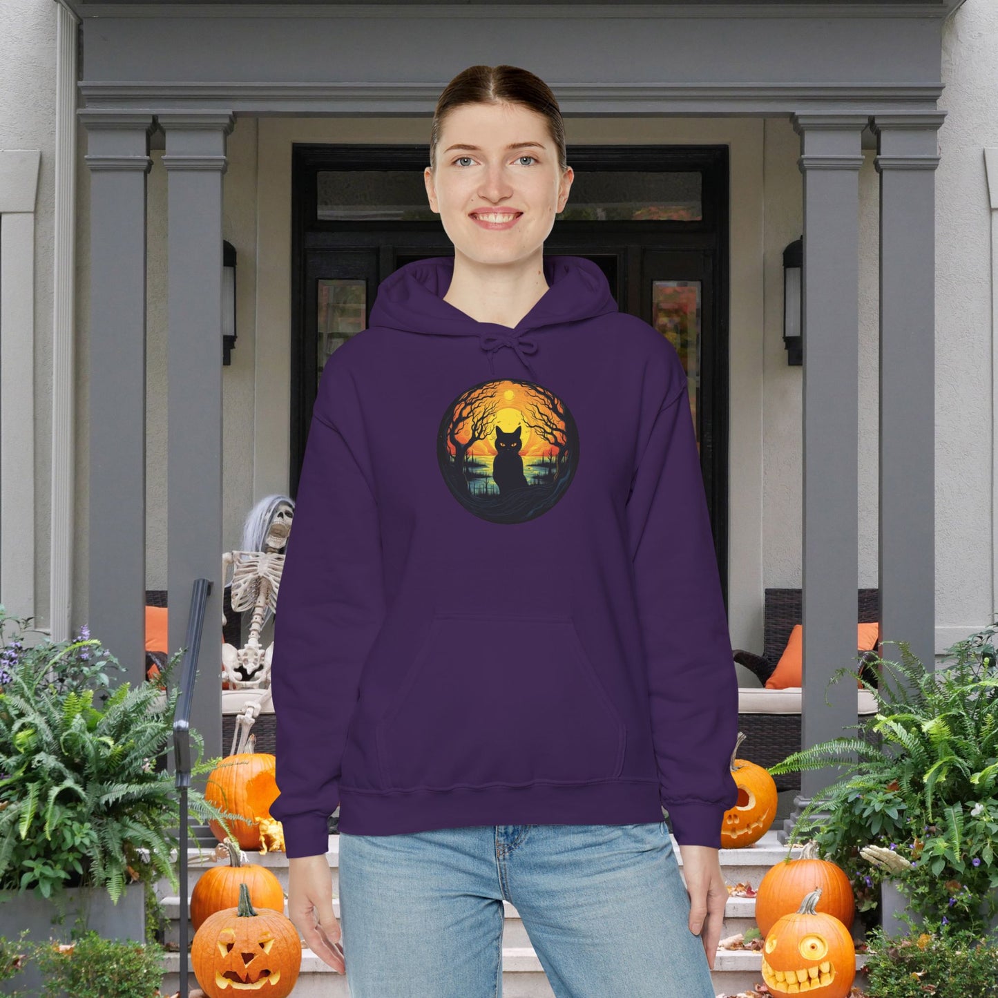 Creepy Black Cat 6 Heavy Blend™ Hooded Sweatshirt