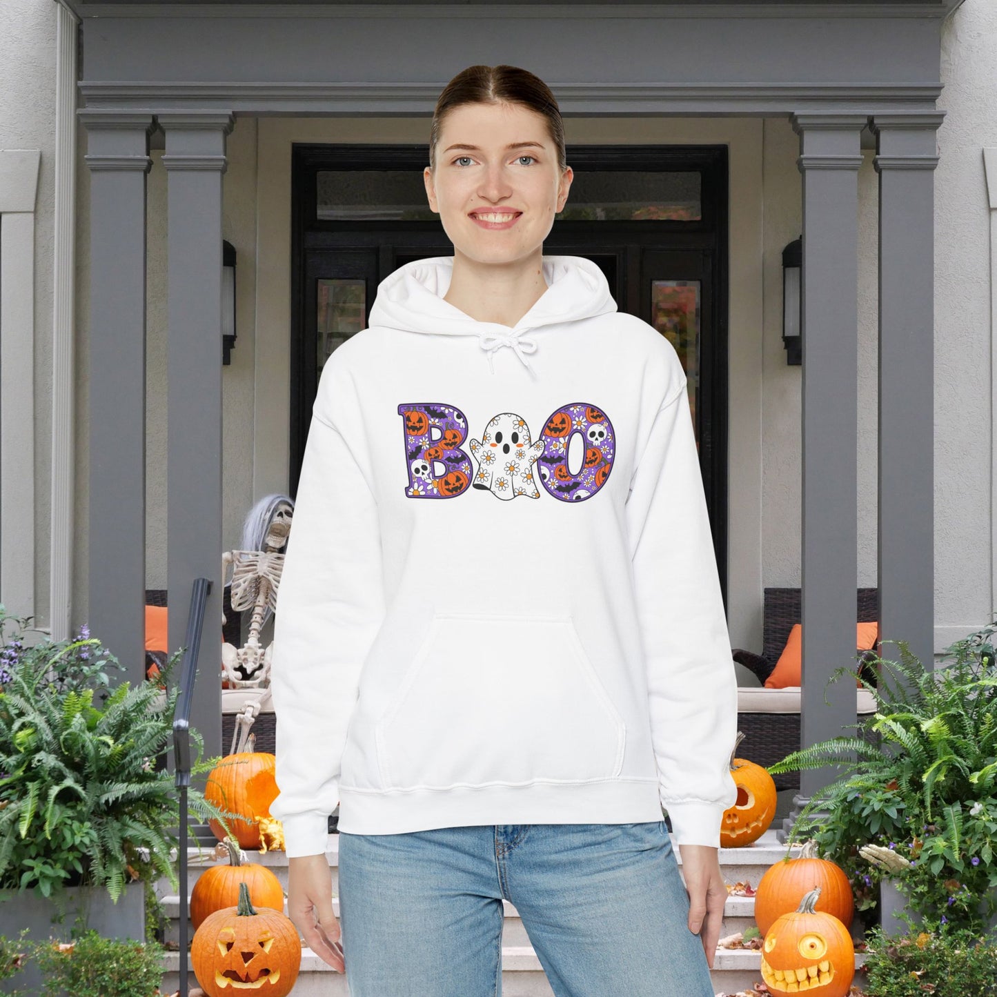 Cute Floral Boo w/Ghost Heavy Blend™ Hooded Sweatshirt