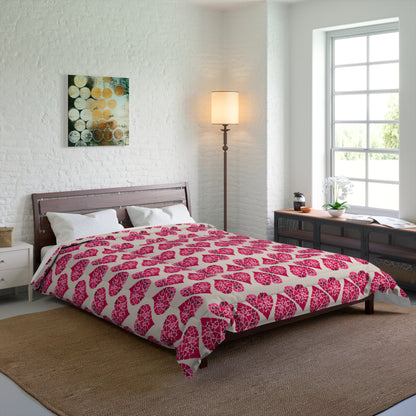 Simple Hearts Comforter