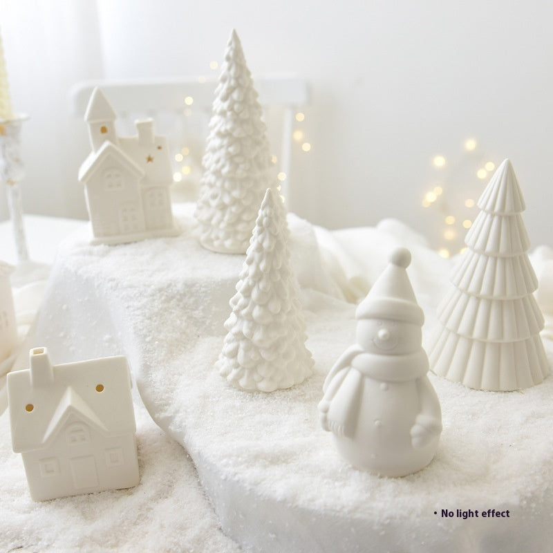 Festive Ceramic Christmas Display – Tree, Snowman, and House