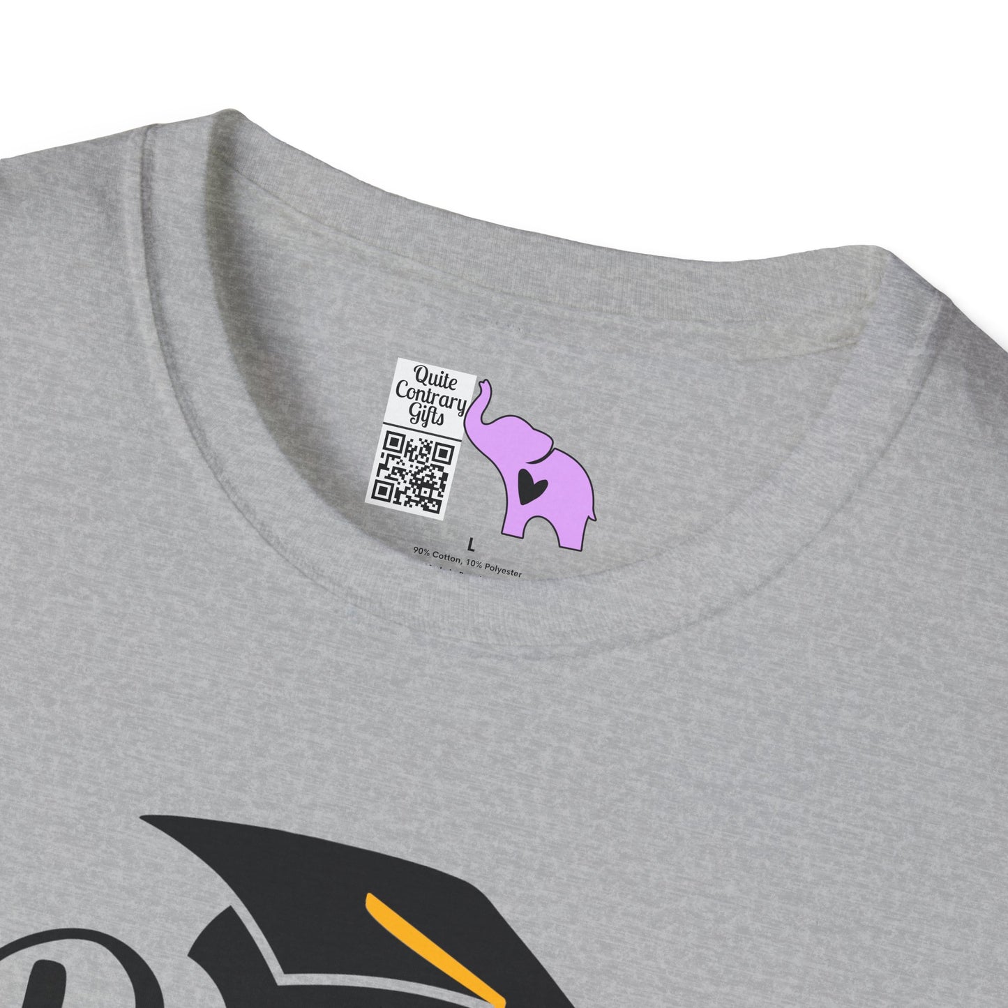 Proud Dad of a 2027 Graduate Adult T-shirt