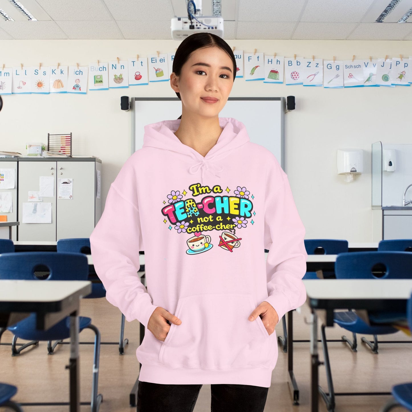 I'm A Tea-cher Not A Coffee-cher Heavy Blend™ Hooded Sweatshirt