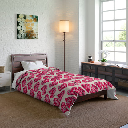 Simple Hearts Comforter