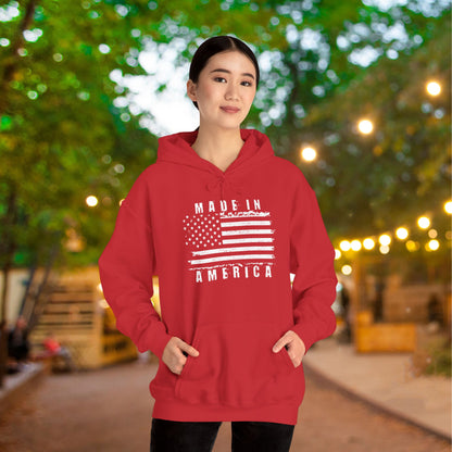Made In America Heavy Blend™ Hooded Sweatshirt