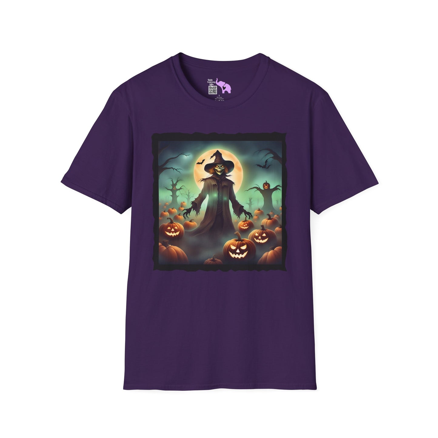 Halloween Scarecrow w/Pumpkins 4 Adult T-shirt