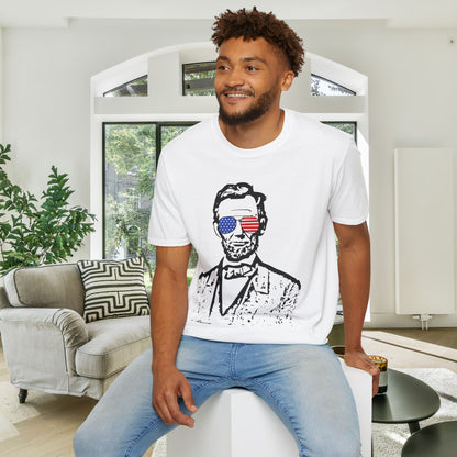 Abraham Lincoln w/Flag Sunglasses T-shirt