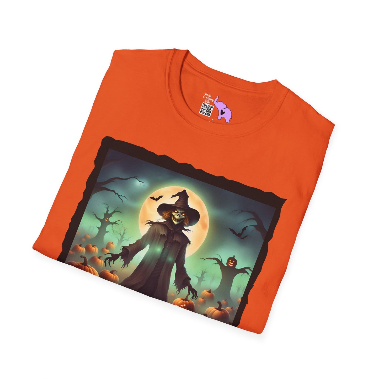 Halloween Scarecrow w/Pumpkins 4 Adult T-shirt