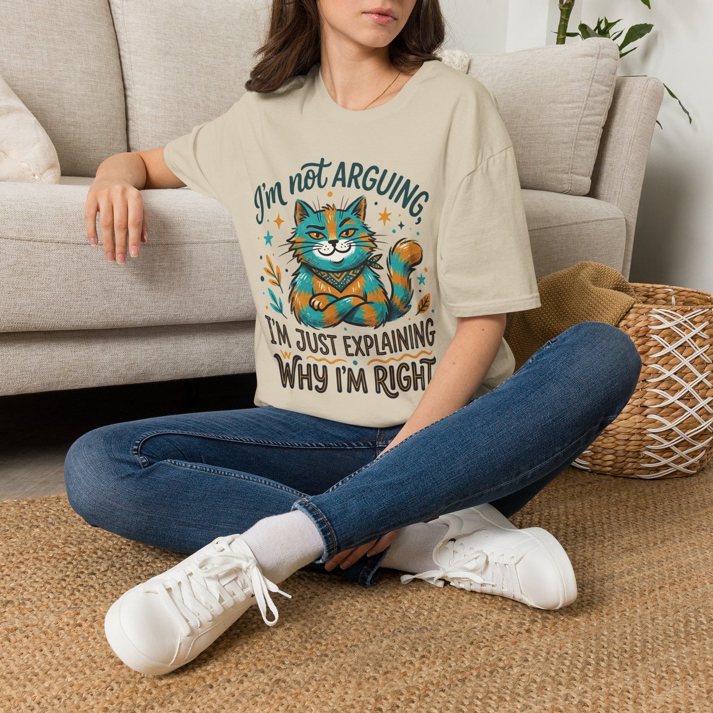 ""I'm Not Arguing I'm Just Explaining Why I'm Right (Cat) Adult T-shirt