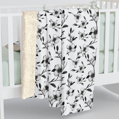 Black & White Five Petal Floral Fleece Blanket