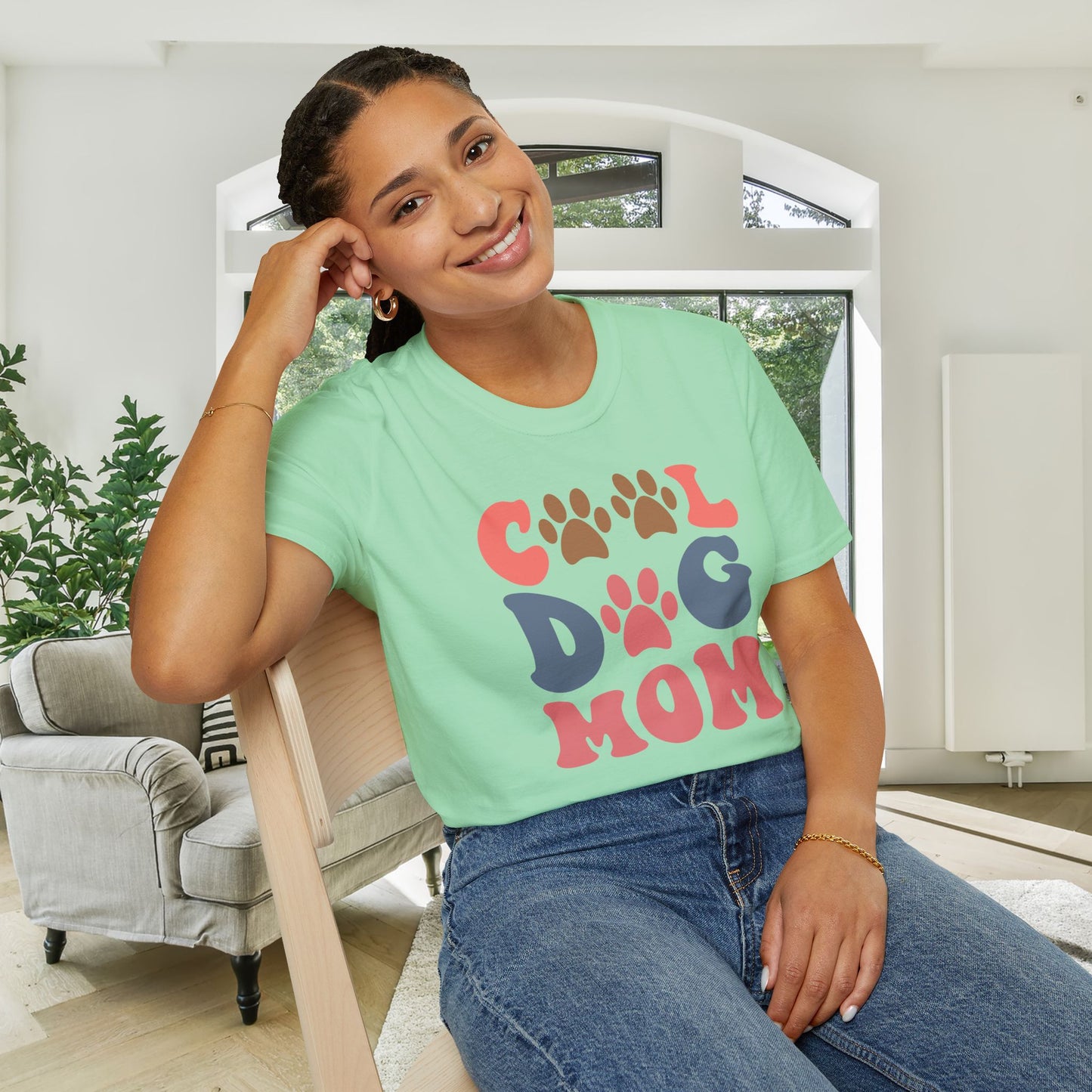 Cool Dog Mom Adult T-shirt