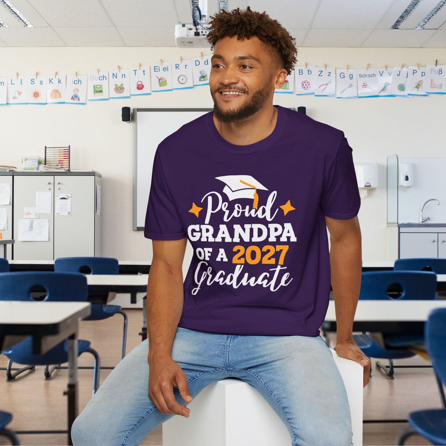 Proud Grandpa of a 2027 Graduate Adult T-shirt