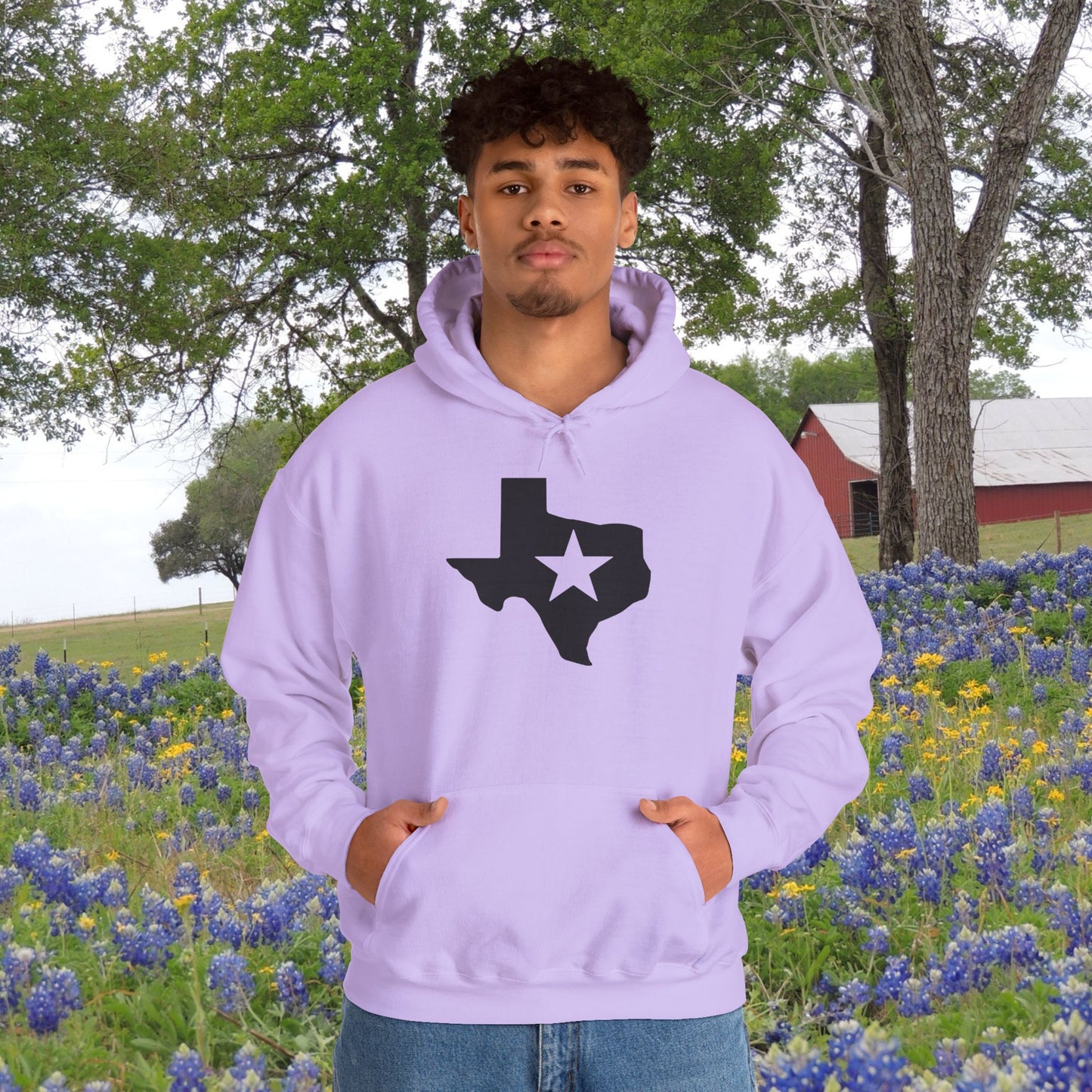 Texas w/Star Heavy Blend™ Hooded Sweatshirt
