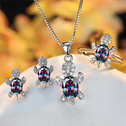 Tortoise-shaped Gemstone Necklace