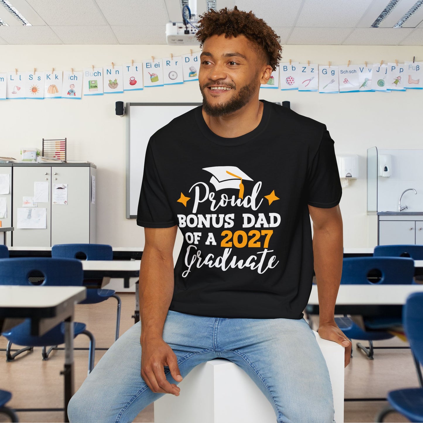 Proud Bonus Dad of a 2027 Graduate Adult T-shirt