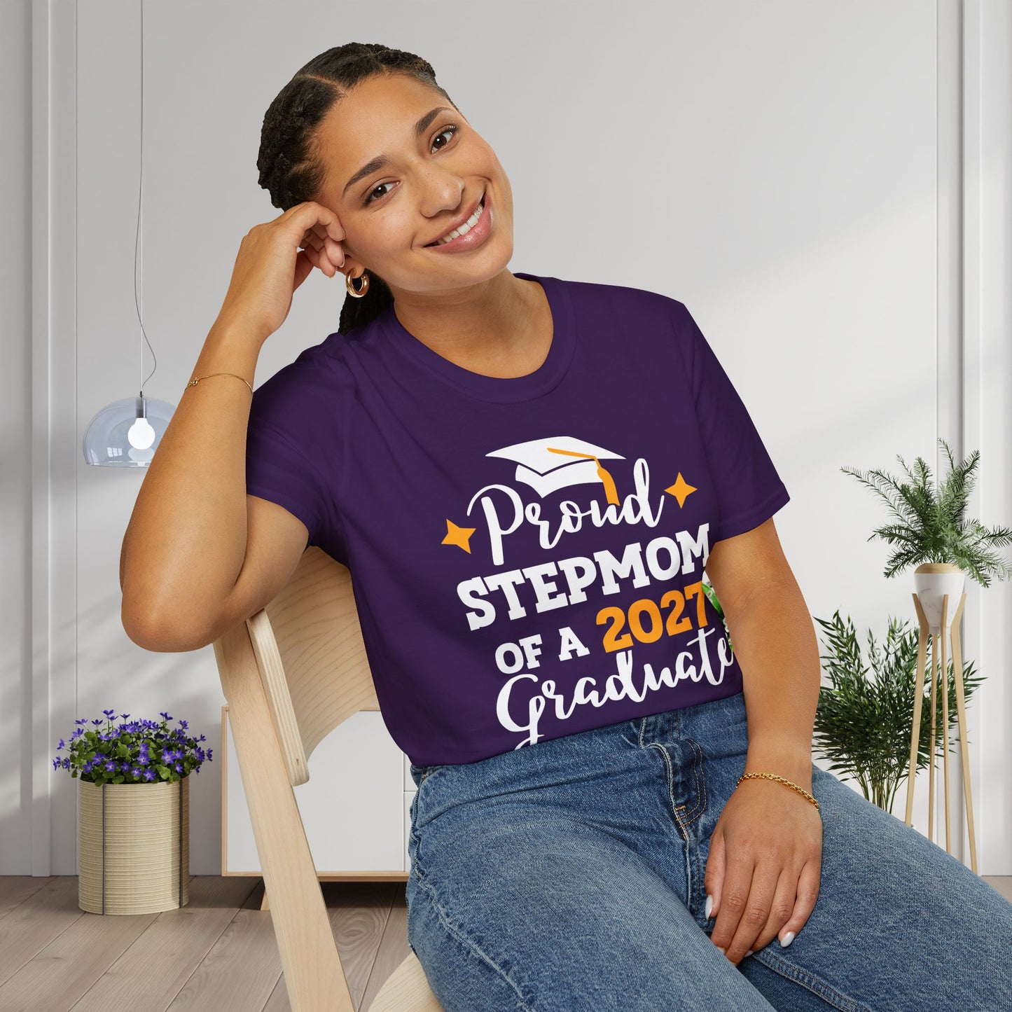 Proud Stepmom of a 2027 Graduate Adult T-shirt