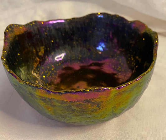 Irregular-Shaped Resin Bowl