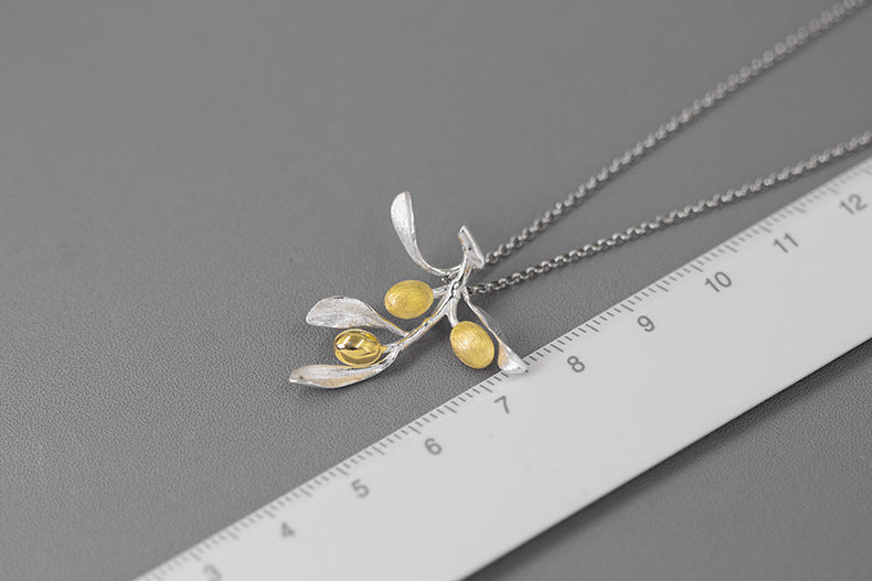 The Taste Of Love Pure Silver Elegant Olive Branch Pendant Without Chain