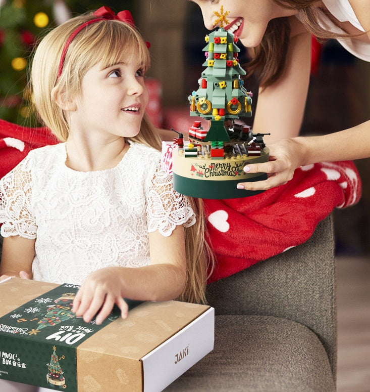 Interlocking Christmas Tree Block Spinning Music Box
