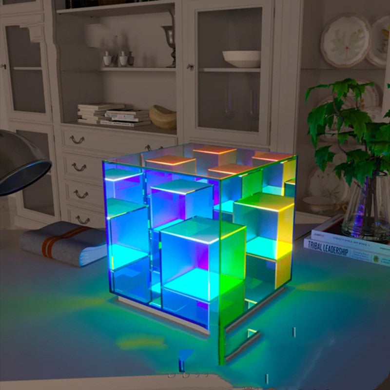 Acrylic Cube/Pyramid Reflective LED Lamp Box